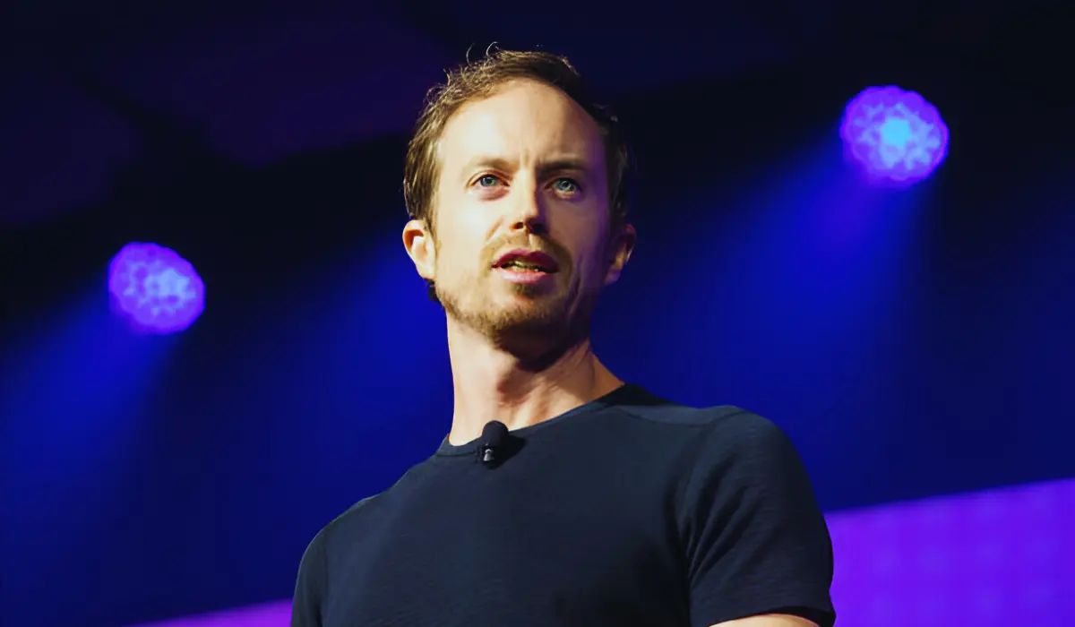 Erik Tristan Voorhees